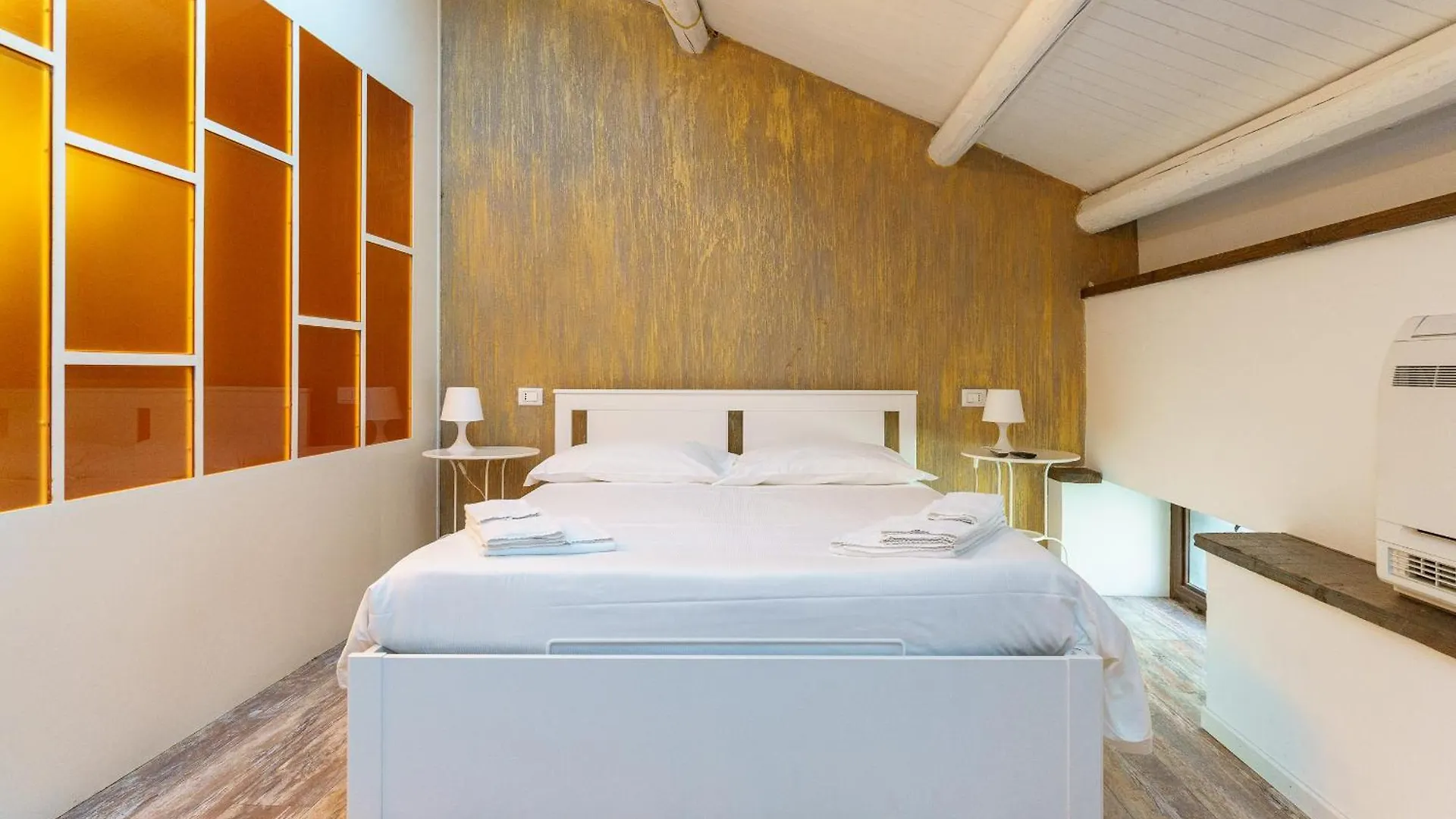Proserpina Apartment location